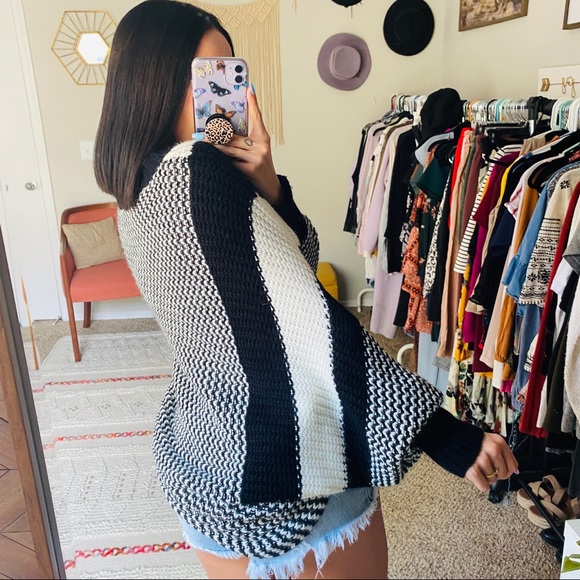 SOLD Striped Oversized Balloon Sleeve Sweater - Picture 6 of 9